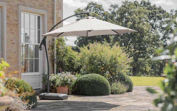 Bramblecrest Gloucester Round 3 Metre Parasol Sand - includes FREE COVER