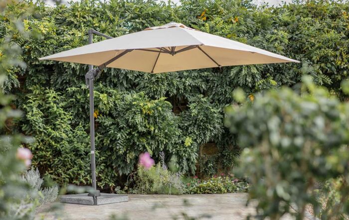 Bramblecrest Lichfield 2.7m Square Parasol with Granite Base & Protective Cover - Sand