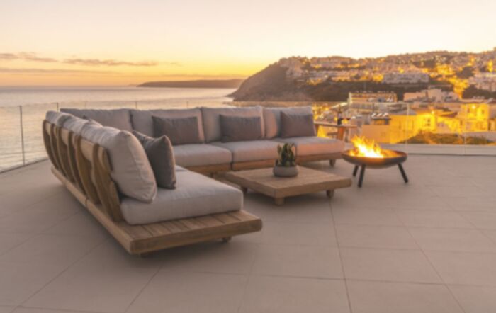 Alexander Rose Sorrento Garden Family Corner Set 